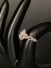 Load image into Gallery viewer, Diamond Ring and Band
