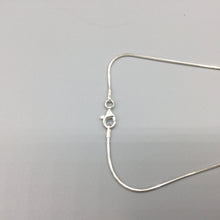 Load image into Gallery viewer, Sterling Silver Starfish Necklace