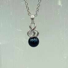 Load image into Gallery viewer, Black Pearl Necklace