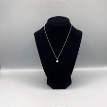 Load image into Gallery viewer, Diamond Clover Necklace